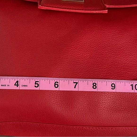 Isaac Mizrahi Red Bag with gold accents - Picture 14 of 16